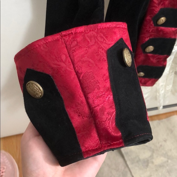 Leg Avenue Pirate Costume - Picture 6 of 8